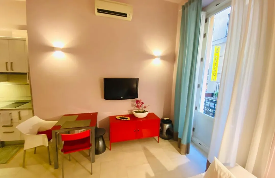 Apartamentos Puzzle Madrid Sol-1