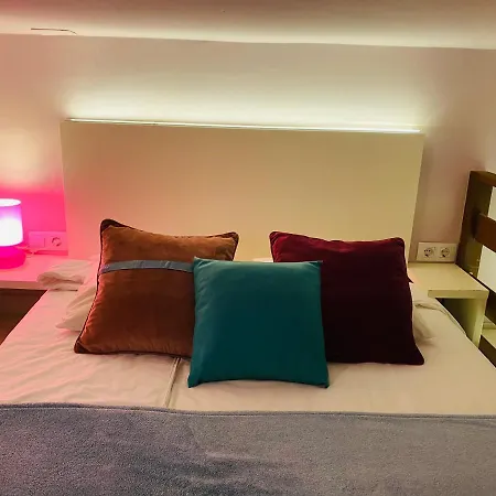 Apartamentos Puzzle Madrid Sol-2