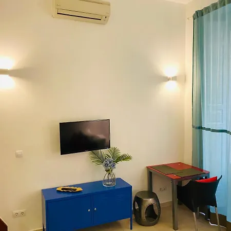 Apartamentos Puzzle Madrid Sol-3